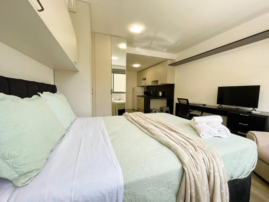 The Arch Prime Apartment *